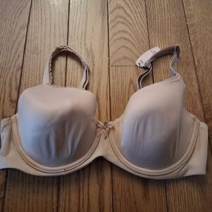 Women's Victoria Secret Body By Vitoria Lined Demi NWT